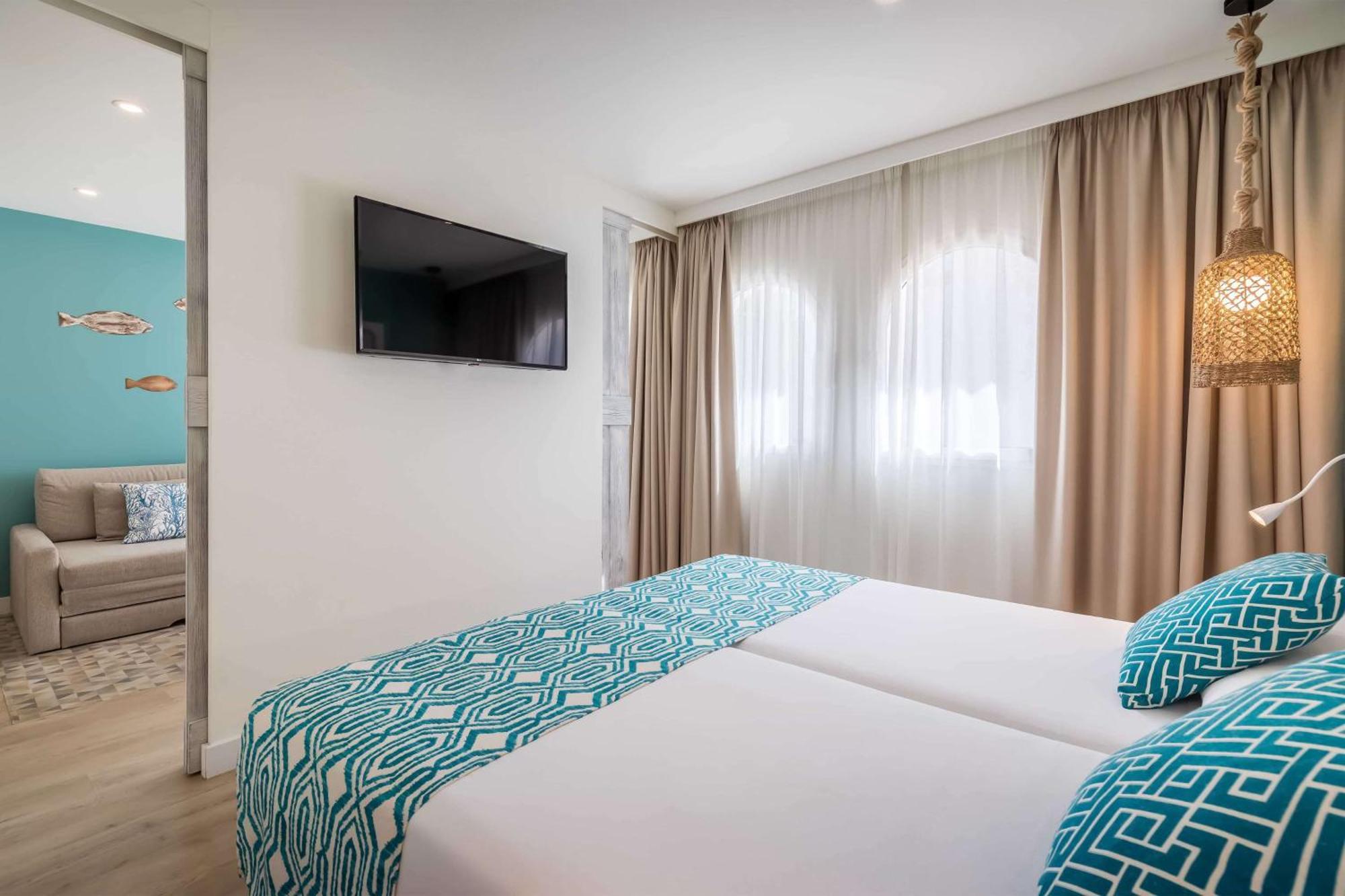 فندق Occidental Torremolinos Playa المظهر الخارجي الصورة