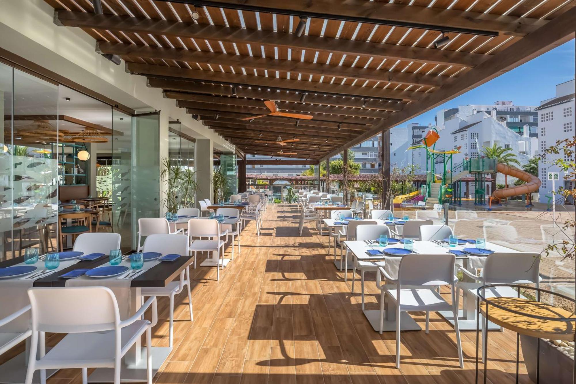 فندق Occidental Torremolinos Playa المظهر الخارجي الصورة